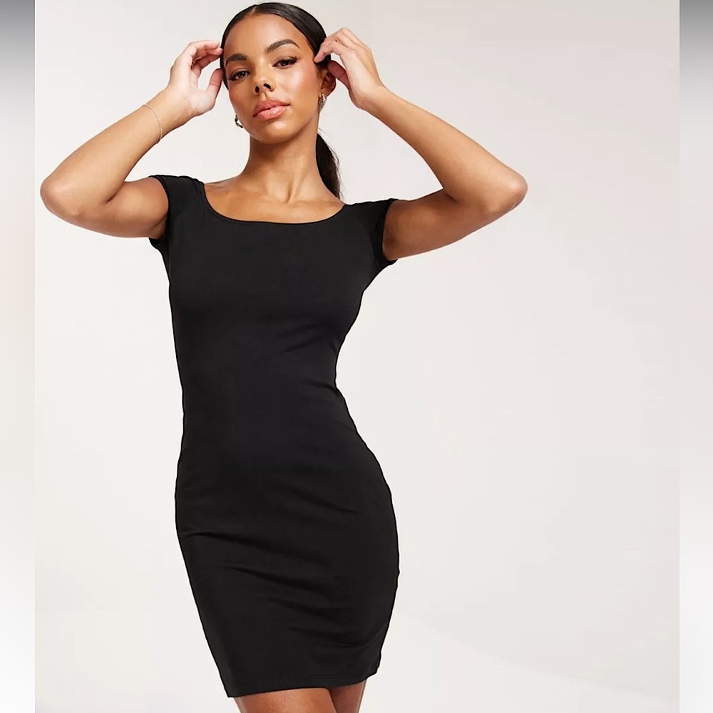 James Perse Black Short Sleeve Bodycon Dress
